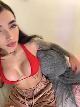 Snapshot of milasantana_ chatting on May 17, 9:22 pm milasantana online show from May 17, 9:22 pm