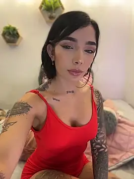 Snapshot of milasantana_ chatting on May 20, 9:32 pm milasantana online show from May 20, 9:32 pm