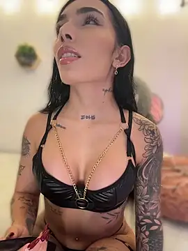 Snapshot of milasantana_ chatting on May 23, 10:14 pm milasantana online show from May 23, 10:14 pm