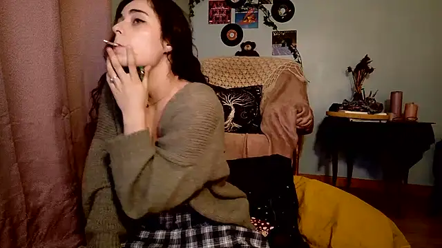 Snapshot of missclochette chatting on July 23, 12:14 pm missclochette online show from July 23, 12:14 pm