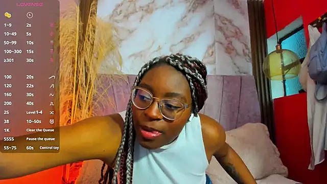 Candy Williamss online show from May 25, 8:15 pm