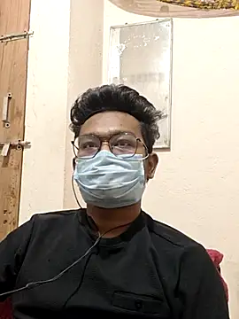 hot boy995 online show from April 19, 6:10 pm