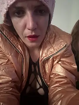 Snapshot of SOLyLunita2232nuevo chatting on April 30, 12:55 pm SOLyLunita2232nuevo online show from April 30, 12:55 pm
