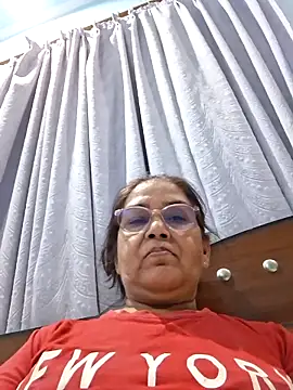 Shalini3456 online show from June 7, 4:55 pm