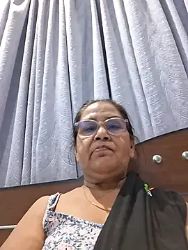 Shalini3456 online show from June 9, 6:08 pm