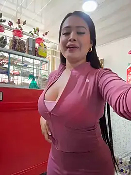 Snapshot of Sara_fun chatting on June 21, 5:15 pm Sara fun online show from June 21, 5:15 pm