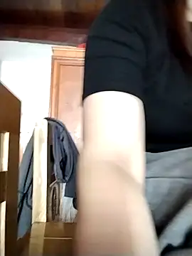 Lick-cum online show from April 17, 1:52 am