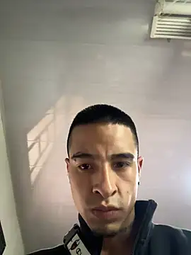 willclayy online show from May 14, 12:12 pm