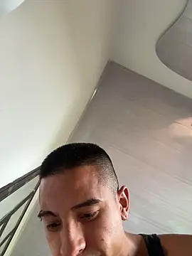 willclayy online show from May 26, 2:46 pm