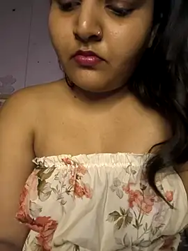 Snapshot of PunkTiling chatting on April 21, 1:53 am PunkTiling online show from April 21, 1:53 am