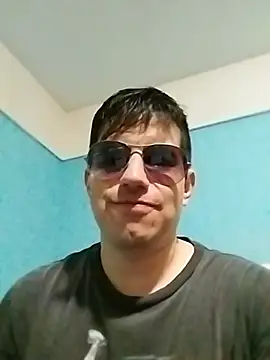 Robbie 1987 online show from May 5, 4:26 pm