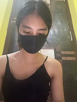 Snapshot of Liza-school chatting on April 17, 7:39 pm Liza-school online show from April 17, 7:39 pm