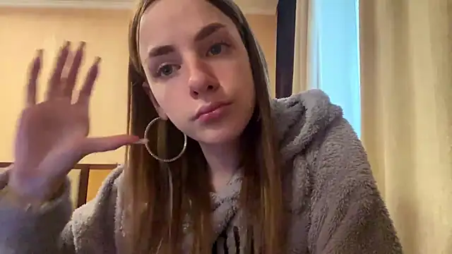 Snapshot of selianderol chatting on June 3, 11:35 am selianderol online show from June 3, 11:35 am