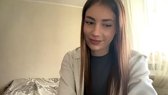 simmisweet online show from April 21, 4:01 pm