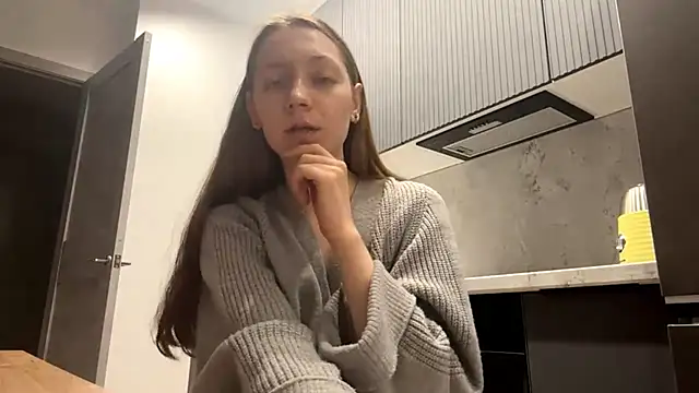 Snapshot of CatheWait chatting on April 16, 4:41 pm CatheWait online show from April 16, 4:41 pm