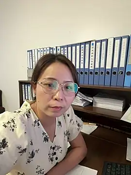 lisha521 online show from July 27, 1:45 am