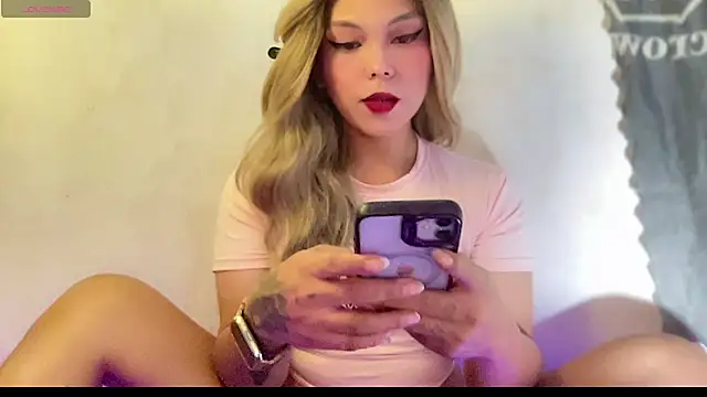 Snapshot of hannaBaby_lisyos11 chatting on June 26, 9:35 am hannaBaby lisyos11 online show from June 26, 9:35 am