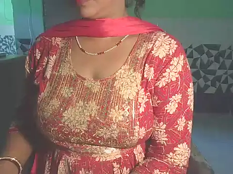 Snapshot of Hotty_Bhabhi1 chatting on May 9, 5:34 am Hotty Bhabhi1 online show from May 9, 5:34 am