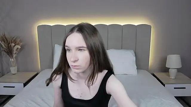 MarliinNova online show from April 26, 4:10 am