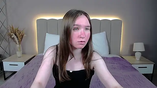 Snapshot of MarliinNova chatting on July 30, 4:00 am MarliinNova online show from July 30, 4:00 am