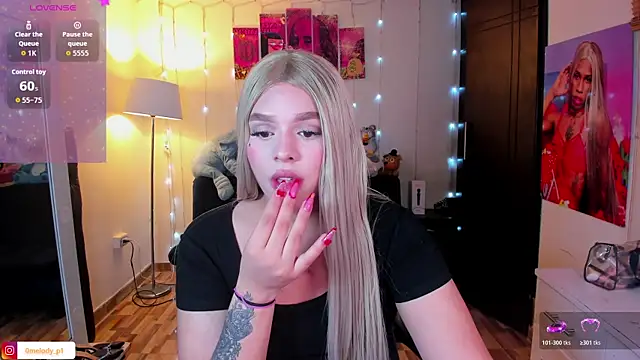 Snapshot of Melody_p chatting on May 17, 7:43 pm Melody p online show from May 17, 7:43 pm