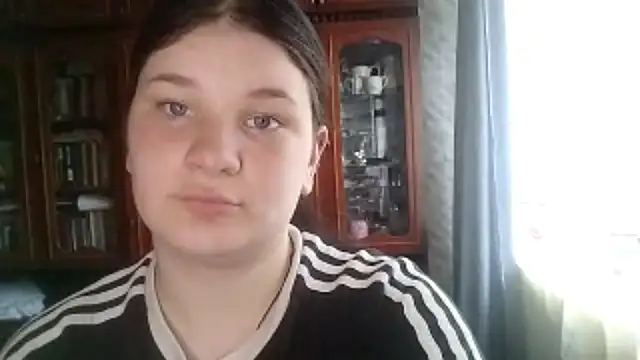 BeatriceMolands online show from May 21, 10:44 am