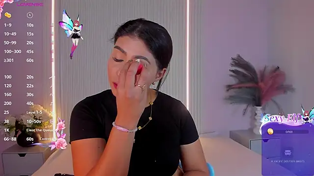 Snapshot of LucyWild8 chatting on July 16, 8:04 pm LucyWild8 online show from July 16, 8:04 pm