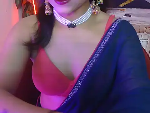Snapshot of bold-fareen chatting on July 8, 3:27 pm bold-fareen online show from July 8, 3:27 pm