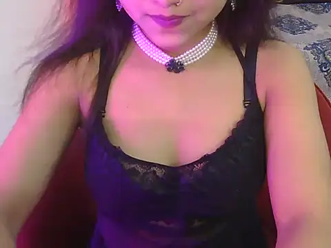 Snapshot of bold-fareen chatting on July 23, 2:37 pm bold-fareen online show from July 23, 2:37 pm