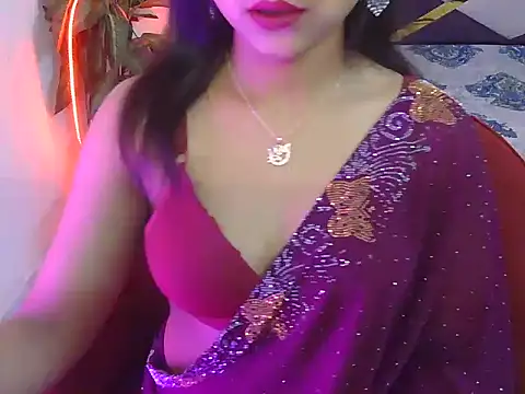 Snapshot of bold-fareen chatting on July 28, 12:07 am bold-fareen online show from July 28, 12:07 am