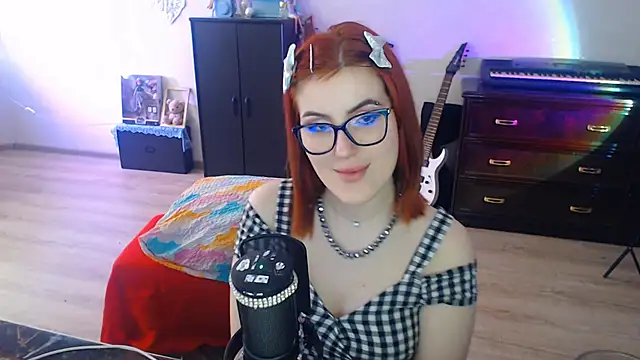 Snapshot of ConchitaMesser chatting on May 2, 12:10 pm ConchitaMesser online show from May 2, 12:10 pm