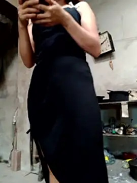 Snapshot of Zara-Lina chatting on June 3, 12:13 am Zara-Lina online show from June 3, 12:13 am