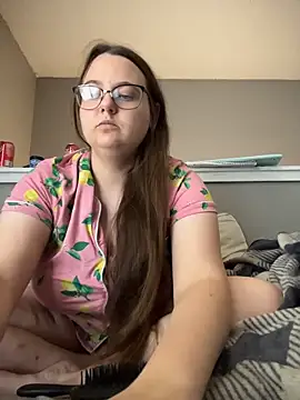 grippybox22 online show from April 19, 4:06 pm