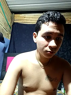 Snapshot of _Alicee_axel chatting on April 17, 9:12 am Alicee axel online show from April 17, 9:12 am