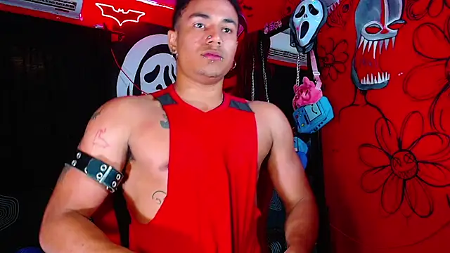 Nikkithebeastx online show from April 20, 10:33 pm