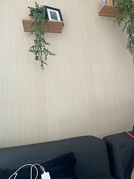 Snapshot of Lily_Rush chatting on May 18, 12:11 pm Lily Rush online show from May 18, 12:11 pm