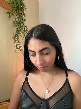 Snapshot of Lily_Rush chatting on May 26, 12:01 pm Lily Rush online show from May 26, 12:01 pm