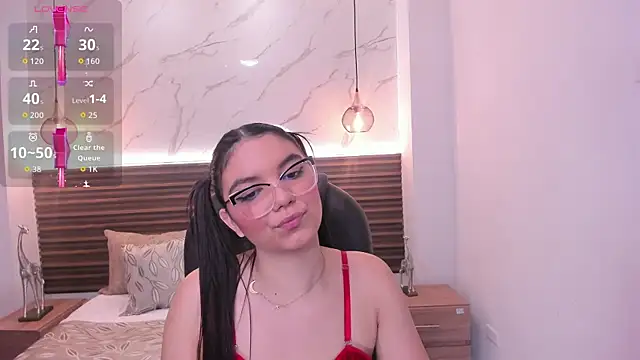 Snapshot of angelica-moon chatting on April 23, 7:38 pm angelica-moon online show from April 23, 7:38 pm