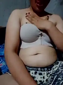 Snapshot of Tieuthu2 chatting on June 19, 11:58 am Tieuthu2 online show from June 19, 11:58 am