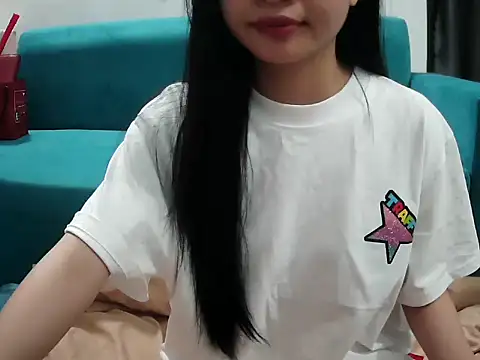 Snapshot of July_Sexy09 chatting on April 19, 6:32 pm July Sexy09 online show from April 19, 6:32 pm