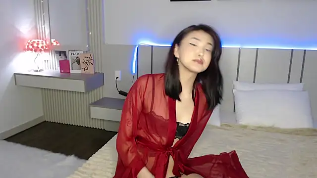 Maiaxoxo online show from May 30, 2:30 am