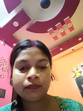 Snapshot of Simupaul001 chatting on May 5, 9:23 pm Simupaul001 online show from May 5, 9:23 pm
