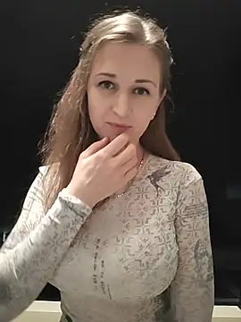 irresistibelle online show from July 18, 7:17 pm