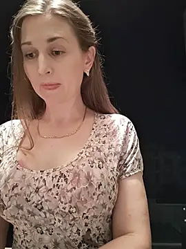 irresistibelle online show from July 22, 6:22 pm