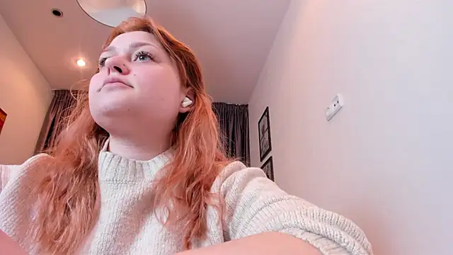 NoraLiin online show from April 21, 9:06 pm