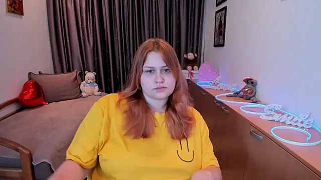 NoraLiin online show from May 26, 7:54 pm