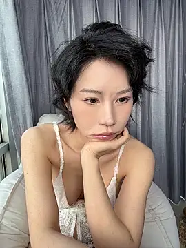 faye170 online show from April 30, 9:48 am