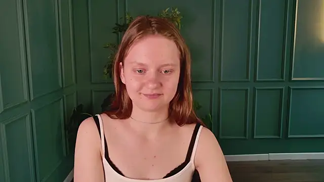 Snapshot of French_Fry chatting on June 27, 12:22 pm French Fry online show from June 27, 12:22 pm