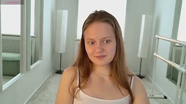 Snapshot of French_Fry chatting on June 29, 3:12 pm French Fry online show from June 29, 3:12 pm