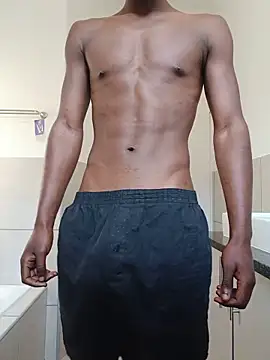 Snapshot of Darkskinned20 chatting on May 27, 6:21 am Darkskinned20 online show from May 27, 6:21 am